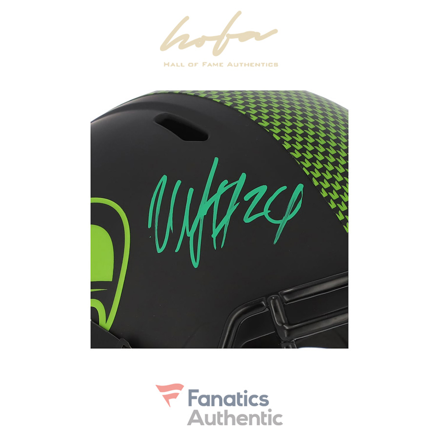 Marshawn_Lynch_Seattle_Seahawks_Autographed_Riddell_Eclipse_Alternate_Speed_Replica_Helmet_4111700_3.jpg