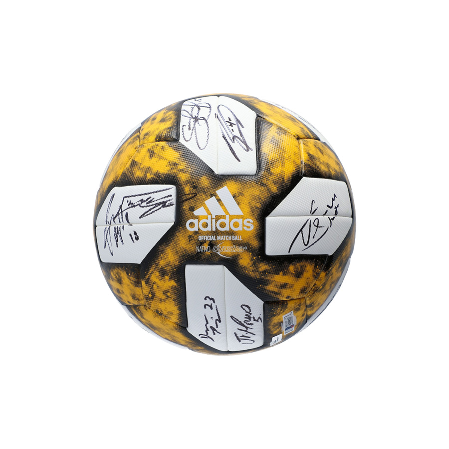 dc_united_autographed_match_used_kick_childhood_cancer_soccer_ball_from_the_2019_mls_season_with_18_signaturesa58852_3959944_3.jpg