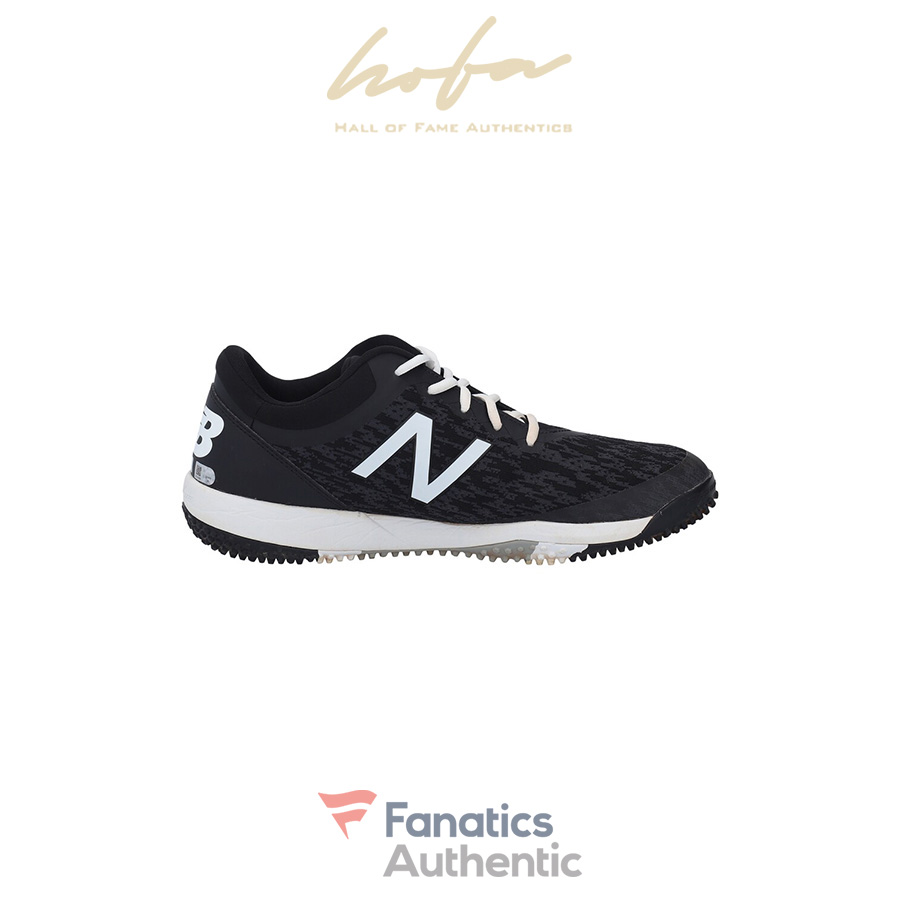 gio_urshela_new_york_yankees_autographed_player_worn_black_new_balance_turf_shoes_from_the_2019_mlb_season_4361105_5.jpg