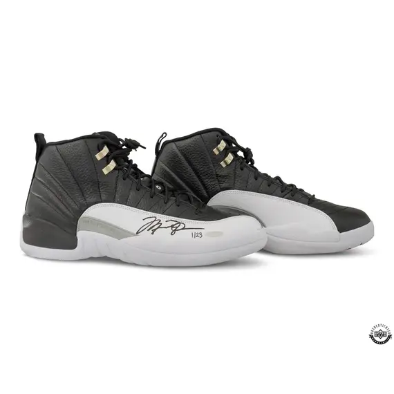75594_mj_aj_sho_12_blkwht_ply_3_